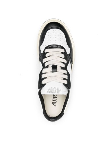 01 Low Leat Black