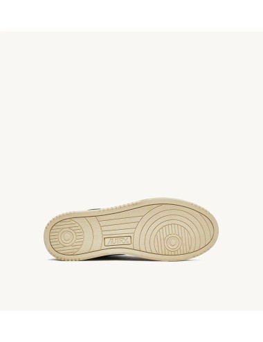 01 Mid Goat Black